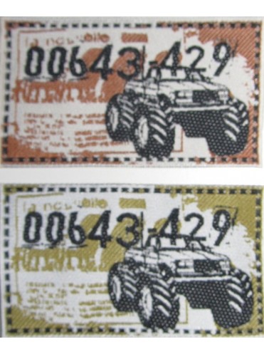 Нашивка № 3 Машина коричневая 6.5х3 см